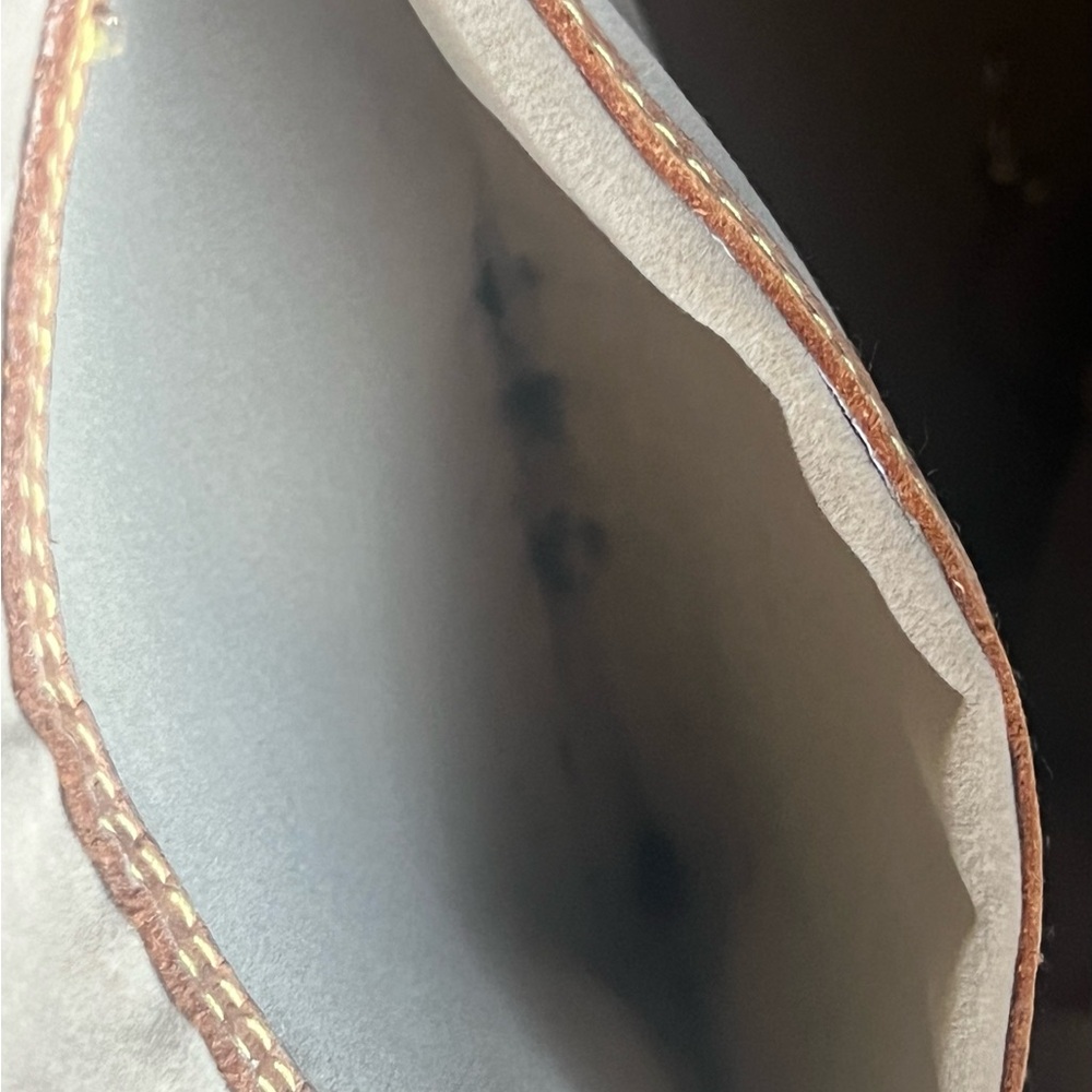 Louis Vuitton Brown GM bucket - Picture 9 of 16